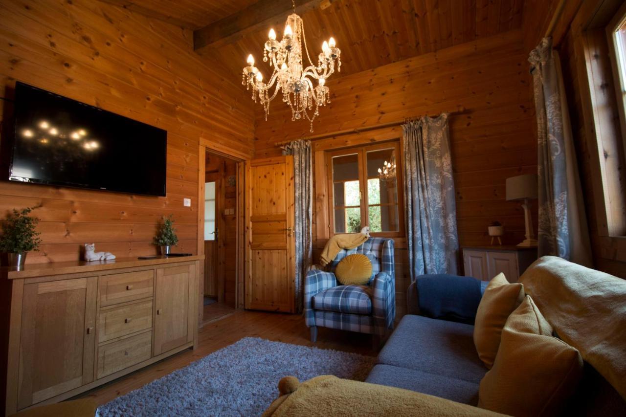 Tranquil Log Apartment *